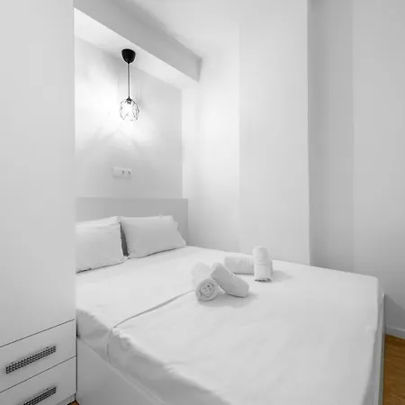Apartament Denizen Boutique Apartments, Nilie Hospitality Mgmt *