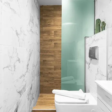 Denizen Boutique Apartments, Nilie Hospitality Mgmt